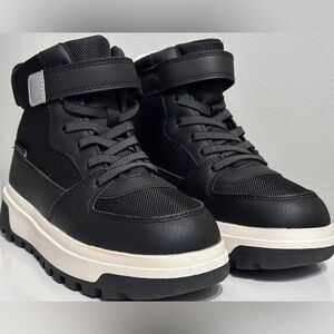 NWT H&M Waterproof High Tops